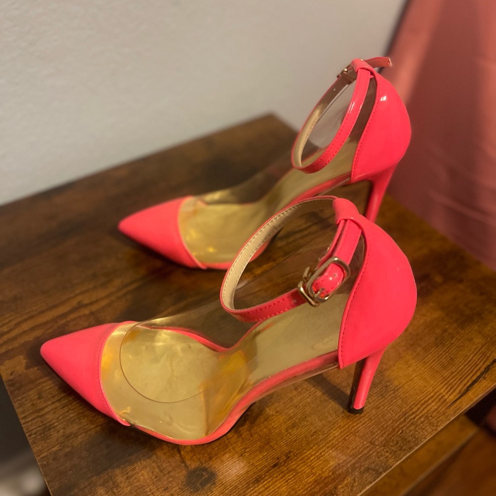 Pink heels